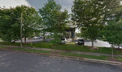thumbnailpanoidBkNzgUNEiaOaty-AujYdcgcb_clientsearch.gws-prod.gpsw408h240yaw203.00084pitch0thumbfov100.jpeg